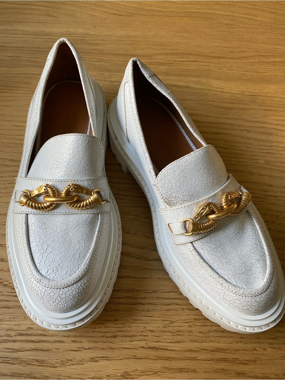 Tory Burch Jessa White Crackle Leather Platform Loafers Gold Horsehead Chain